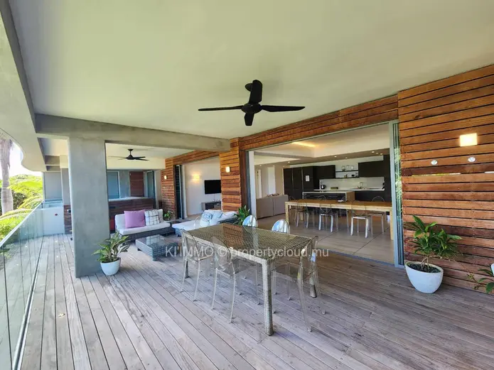 For Sale: Luxury 3-Bedrooms Apartment With Direct Access To The Beach( Accessible To Foreigners)