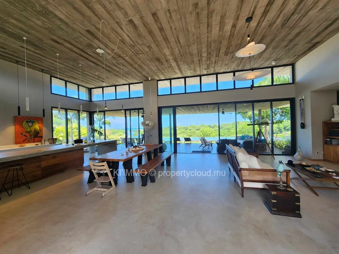 For Sale: Luxury 5-Bedrooms Villa With Panoramic Sea And Mountain Views