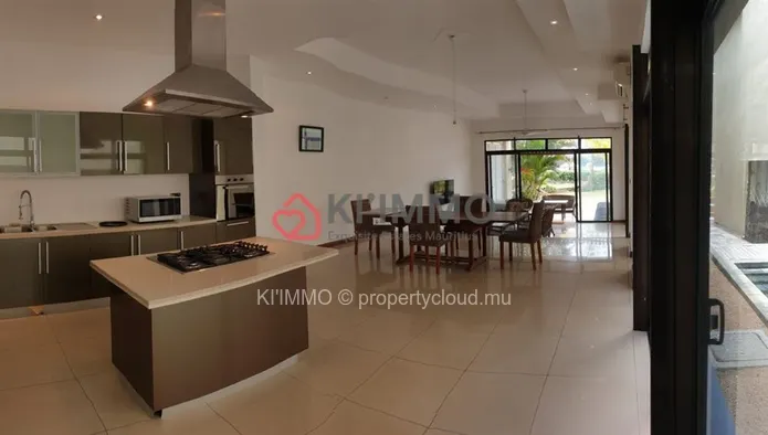 For Sale: Beachfront 4 Bedrooms Duplex In Grand Baie