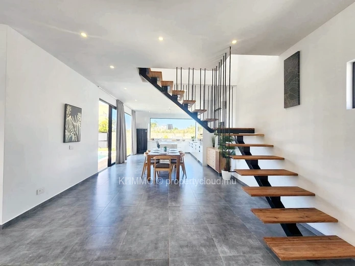 For Sale: Brand New Luxury Villa In Pereybere
