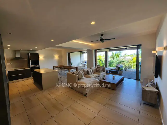 For Sale: Luxury 3-Bedrooms Apartment With Direct Access To The Beach( Accessible To Foreigners)