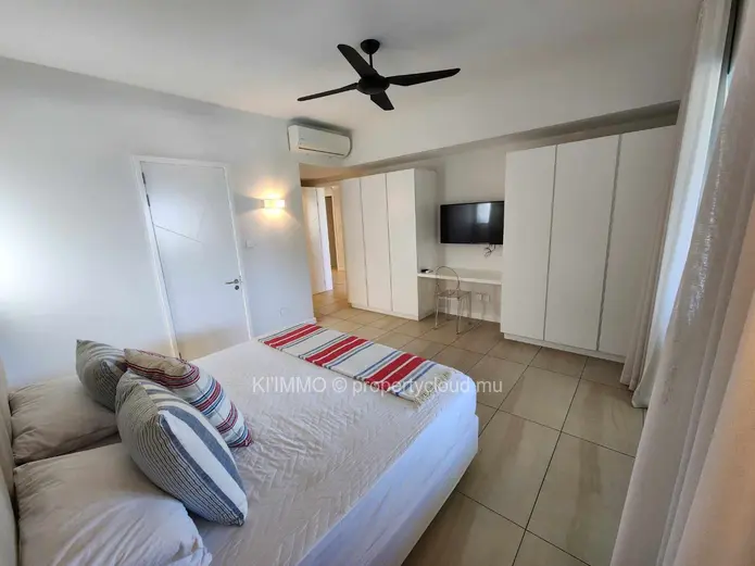 For Sale: Luxury 3-Bedrooms Apartment With Direct Access To The Beach( Accessible To Foreigners)