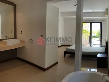 4 Bedroom Townhouse, Duplex