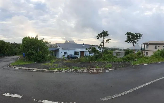 For Sale: Residential Land Of 309 Toises With Top Views In A Gated Community Of Floreal