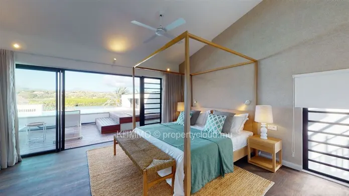 For Sale: Unique Waterfront Brand New Luxury Penthouse(Accessible To Foreigners)
